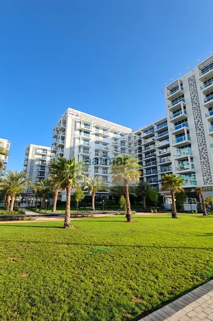 1 BHK | Private Balcony | Prime Location63942317427971110