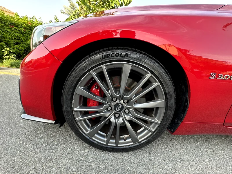 Q50 Red Sport 400HP / Low KM / Lady Driven / GCC63398551990274111