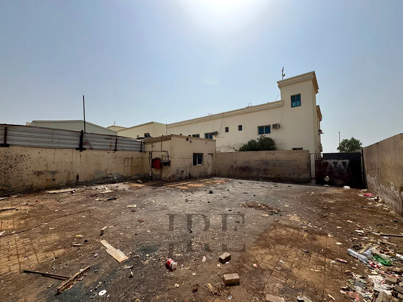 Warehouse for Rent in Sharjah | Open yard63622481792641111