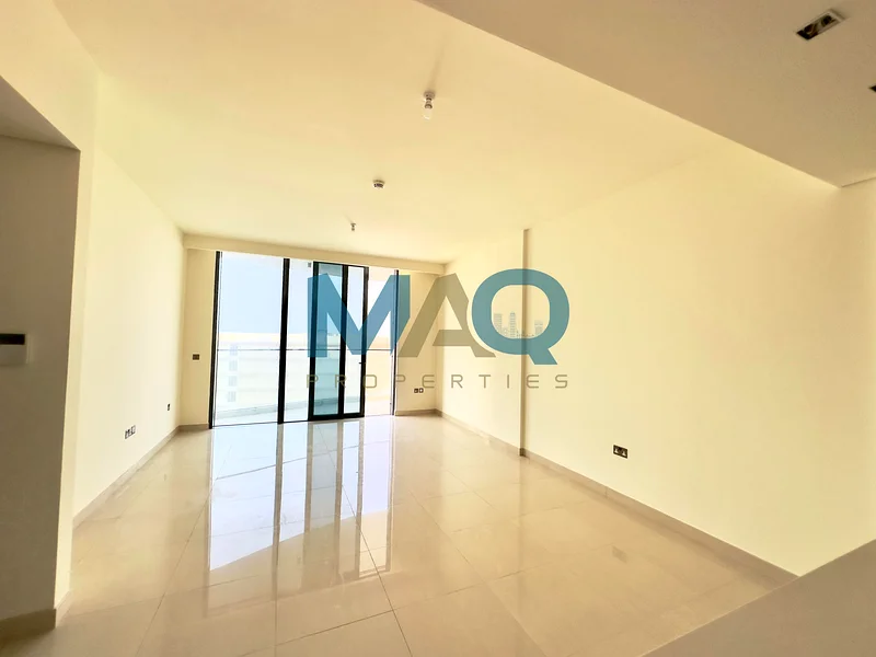 بائع متحمس | إطلالة إنتركونتيننتال | بالقرب من HO63864491679875111