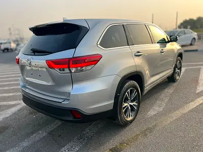 صورة 6 لـ 2017 Toyota HIGHLANDER
