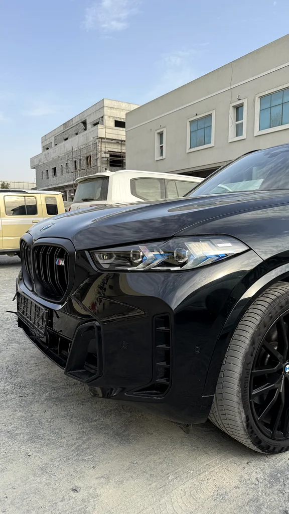 بي إم دبليو X5 M60 - الوحش الأسود بالكامل | 530 حصان63406212698241112