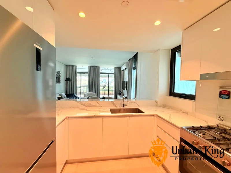 LUXURY | PRIME LOCATION | 0 COMMISSION64032580223107110
