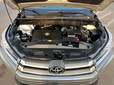 صورة 20 لـ 2017 Toyota HIGHLANDER
