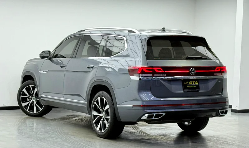2024 Volkswagen Teramont R line, 28 march 2025 Agency Warranty + Service Contract , Agency FSH, GCC63398574471426113