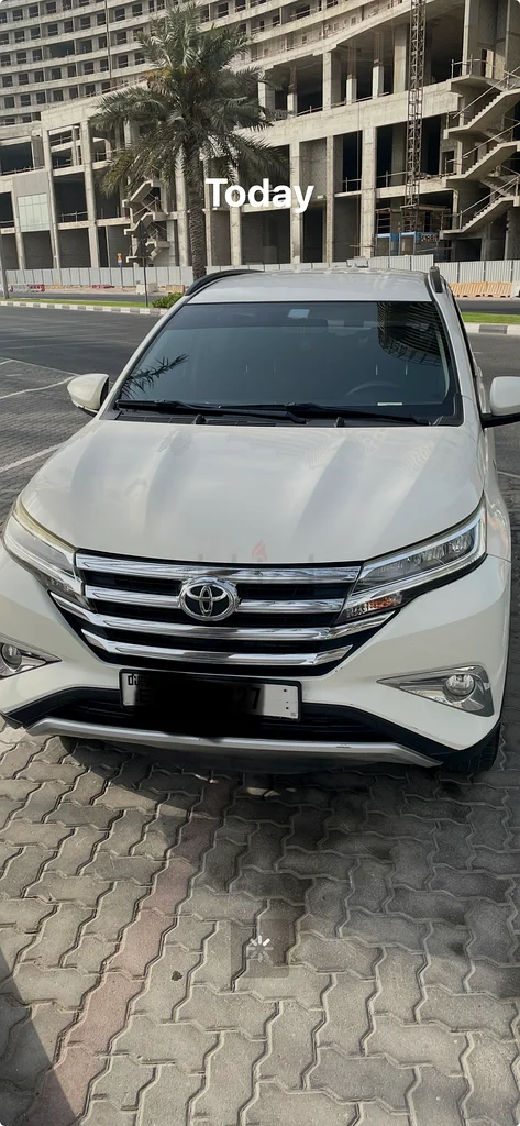 TOYOTA RUSH63401321261570112