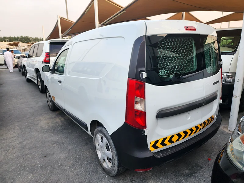 Renault Dokker 2017 (cargo van)63222312288897111