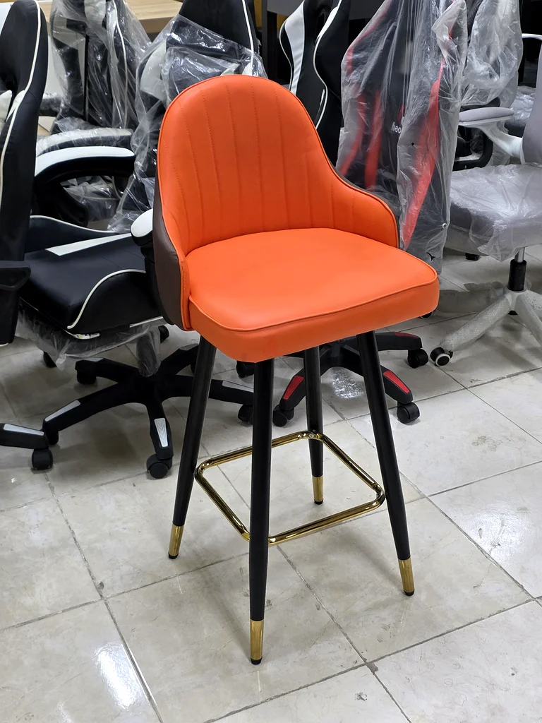 Chic Set of 3 Stylish Bar Stools - Perfect for Your Home Bar!63209353336193114