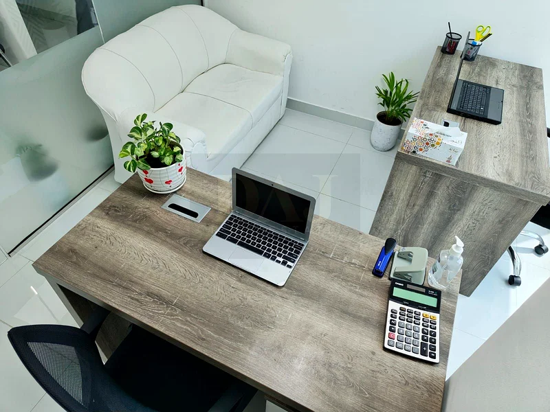 Beautiful office with Bank account assistance |Free Amenities63220805788162113