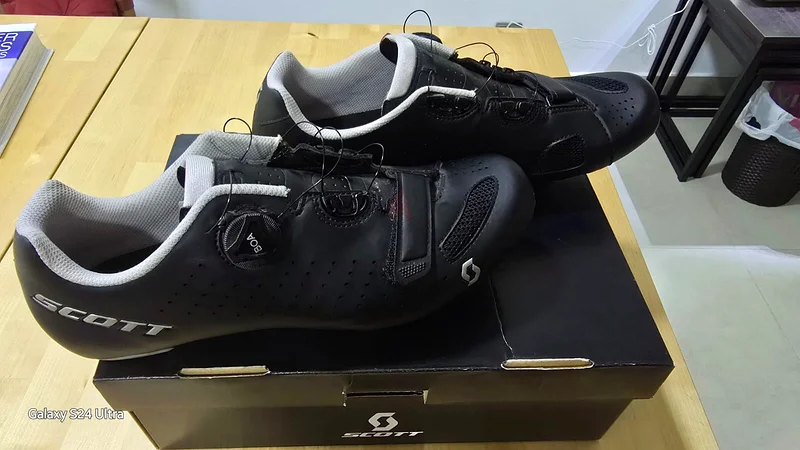Scott Cycling Shoes - Unleash Your Performance!63198629753858112