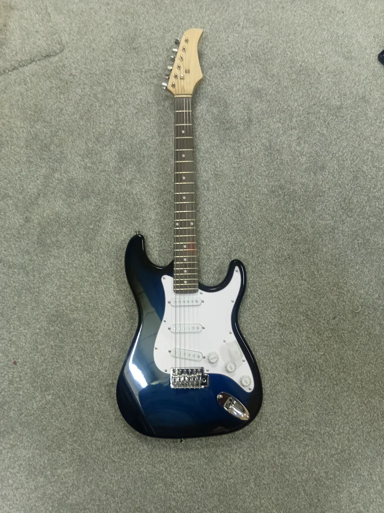 Stunning Blue Electric Guitar - Perfect for Beginners!63208864923907112
