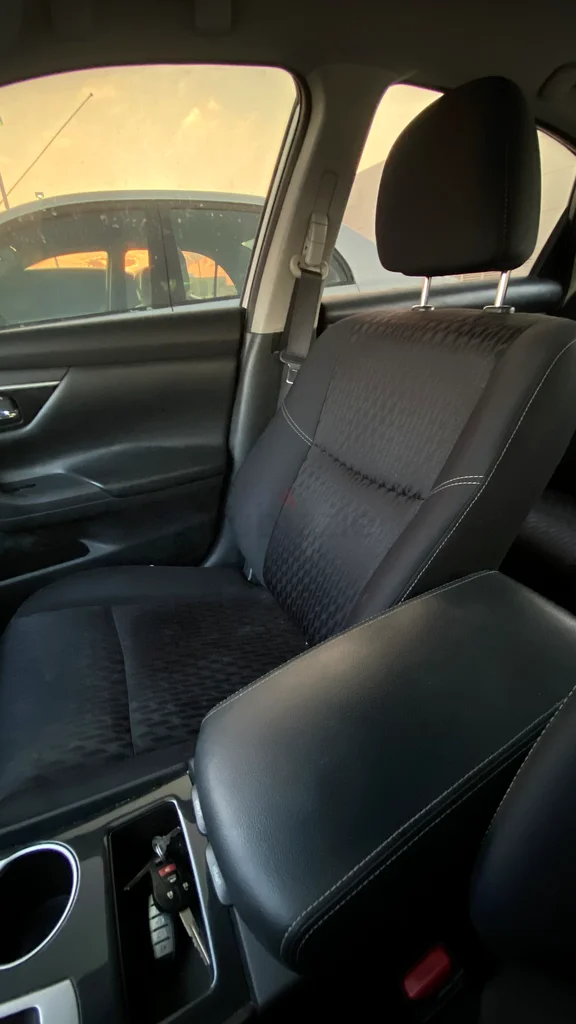 Nissan Altima 2018, clean – used by woman – price negotiable63399973036417112