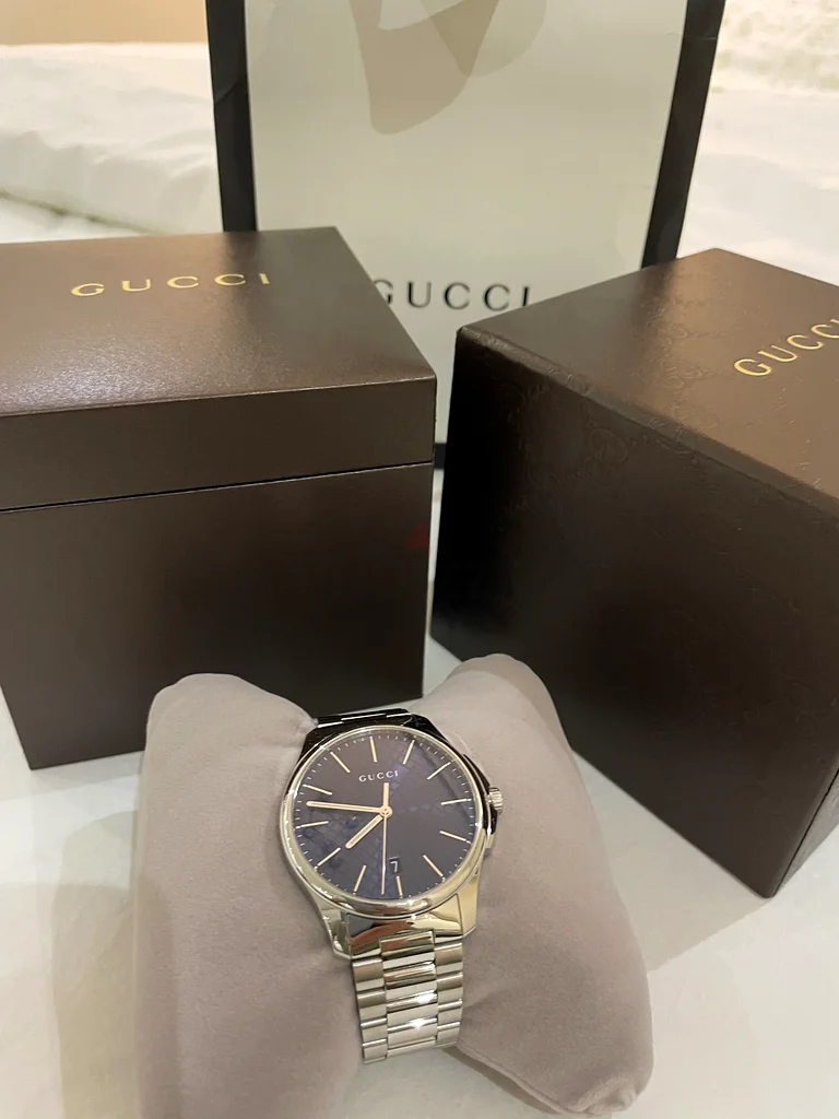 Gucci genuine men's watch, lightly used, large size, with original invoice and all accessories63201692197891112