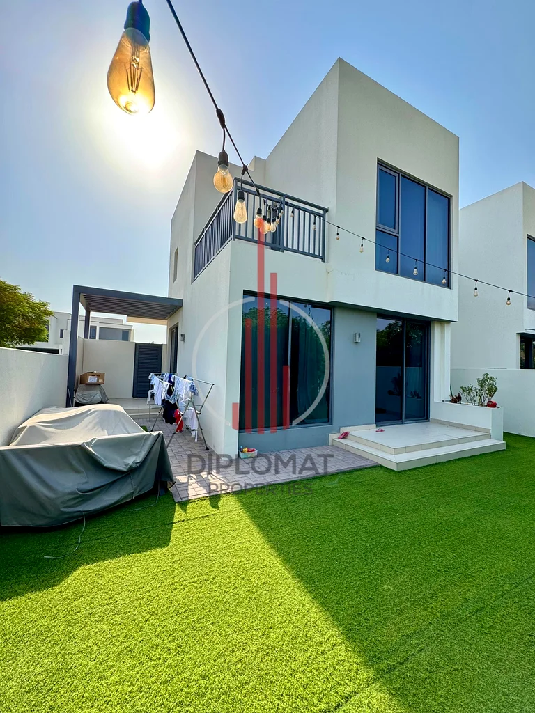 Exclusive Unit | Immaculate Layout | Ready64046334913539111