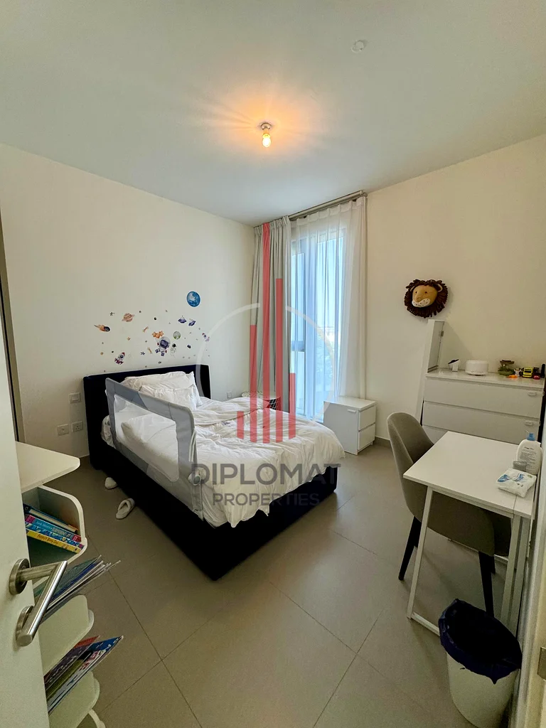 Exclusive Unit | Immaculate Layout | Ready64046334913539113