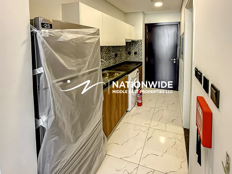 Vacant | Furnished | Boulevard Views | Prime Area63403402762243111
