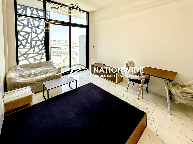 Vacant | Furnished | Boulevard Views | Prime Area63403402762243113
