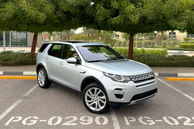 Land Rover Discovery Sport HSE Luxury 2016 GCC Specs (Full Al Tayer Service History / 2 Keys)63227779851778111