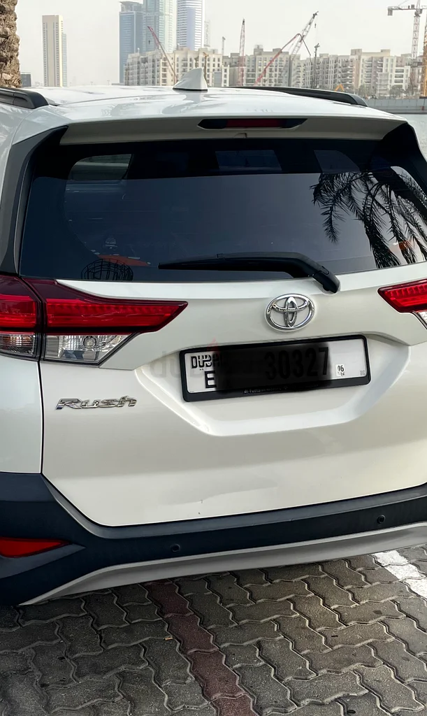 TOYOTA RUSH63401321261570111