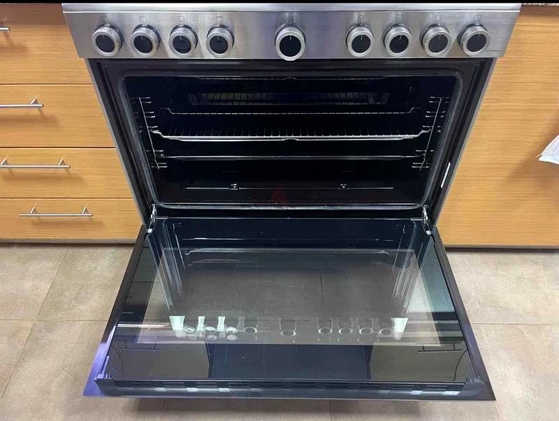 Bosch Premium Model 5 Burner Full Gas Cooker 90 by 60 cm Oven with fan63197646762755111