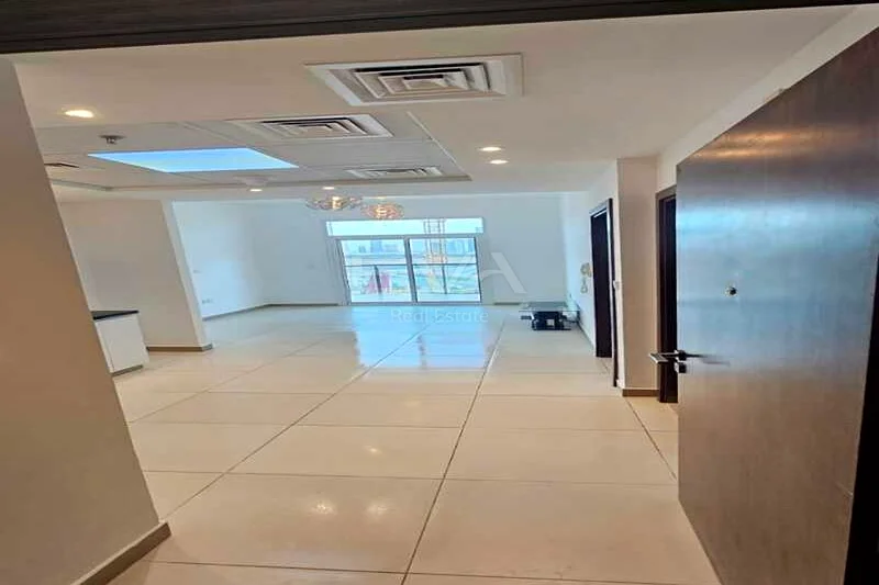 Creek View | vacant | Low Floor | Unfurnished63997298266115110