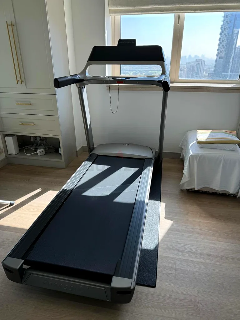High-Quality Treadmill for Sale - Unleash Your Inner Athlete!63198150876161112