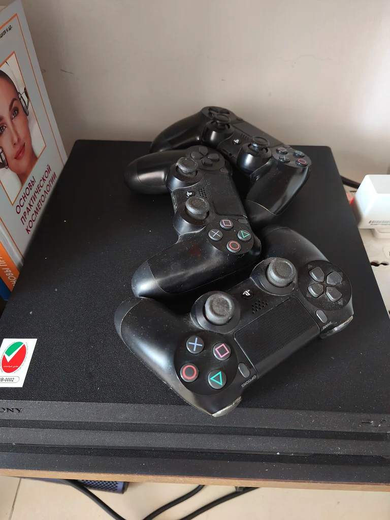 PlayStation 4 Sony63205366451202111