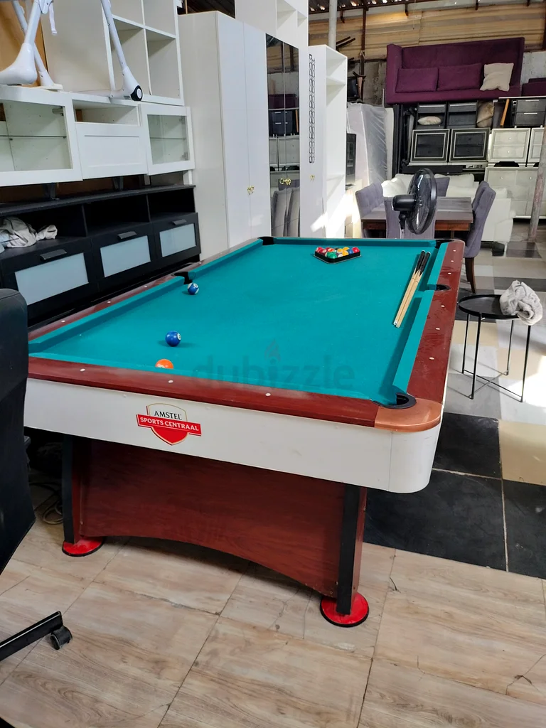 Snooker pool table with sticks63198147197569111