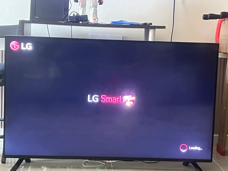 Stylish LG LED TV - Perfect for Your Home Entertainment!63194612382082113