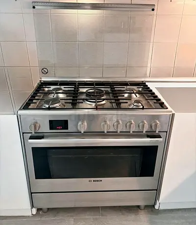 Bosch 90 cm Series 6 Top Gas – Electric Oven with Grill Function model series 6