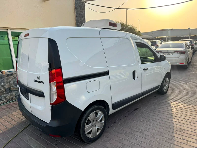 Renault Duster Gulf 202163398495041027112