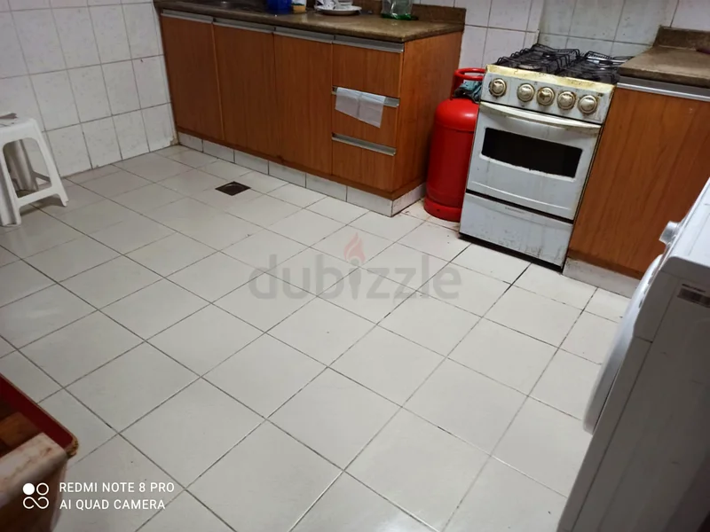 غرفة مؤثثة للسيدات قرب بنك فاب في صيدلية مكة63219326255619111