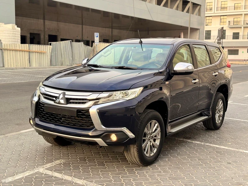 Mitsubishi Montero Sport 2017 GCC Full Service Agency Orginal paint63223819478018112