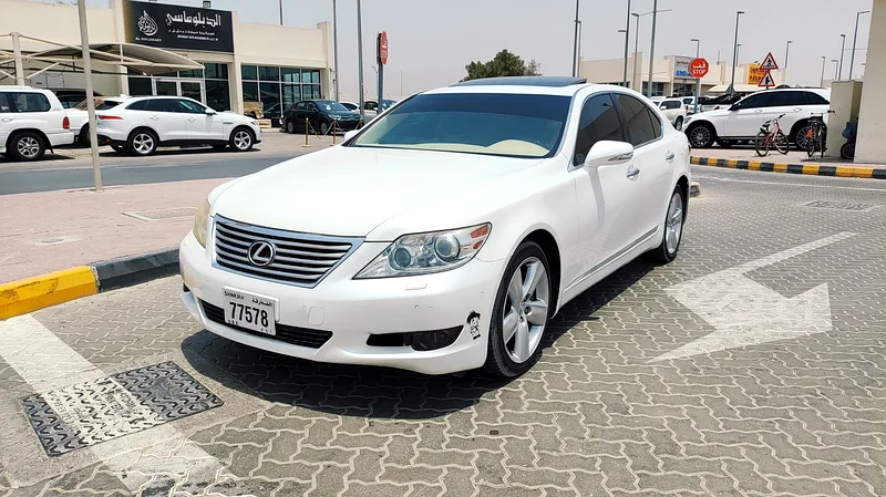 LEXUS LS460 2010 USA SPACE FULL OPTION WITH SUNROOF LEATHER SITES CROSS CONTROL VERY CLEAN CAR63225702700673113