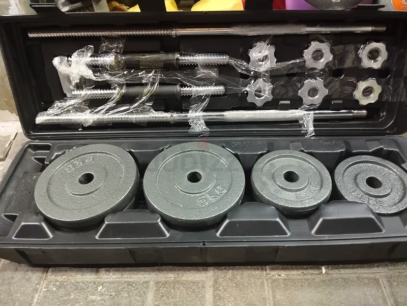 Champion 50kg cast iron barbell and dumbell set63198147118466111