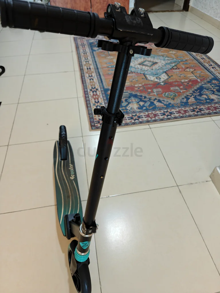Stylish and Durable Kids Scooter for Sale63197145774082111