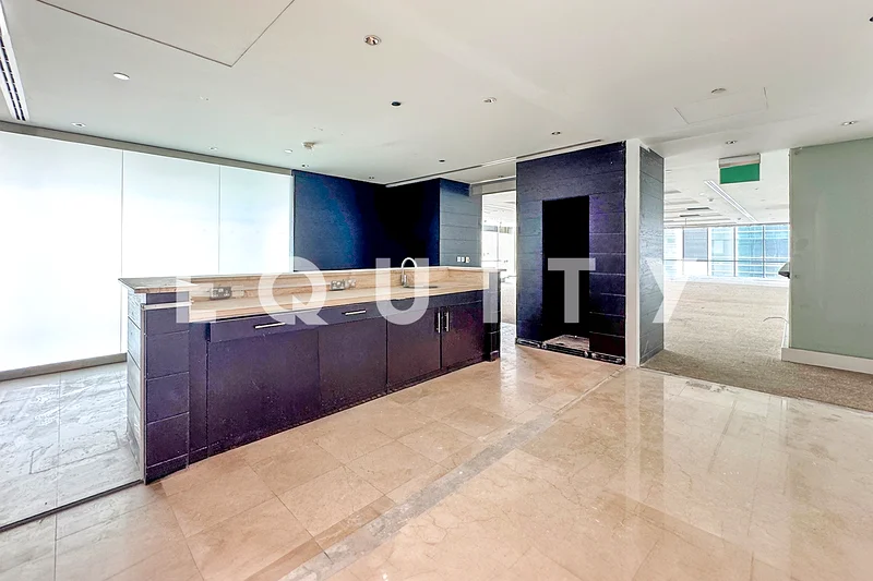 Fitted Office in Emaar Business Park 3 | Grade A63220805754882114