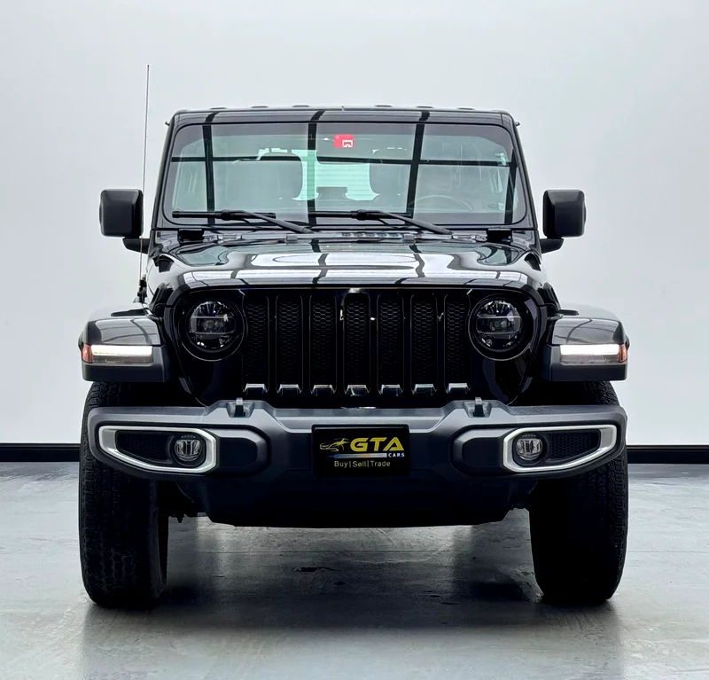 2021 Jeep Wrangler Sahara, 1-Year Warranty, Full Service History from Agency, GCC63398598352898111