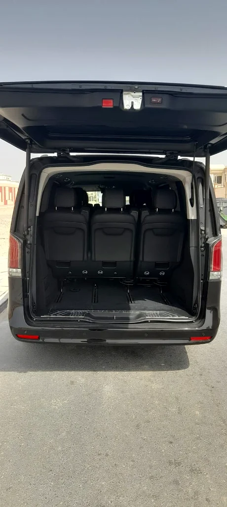 Mercedes V 300 GCC first owner no accident under warranty and service contract63399921149697114
