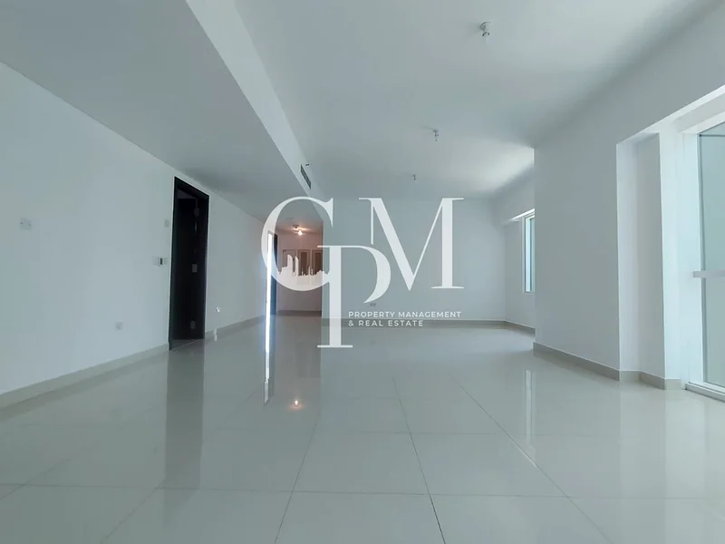 شقة فاخرة شاغرة | إطلالات خلابة على المارينا والبحر | بدون عمولة63846366211715113