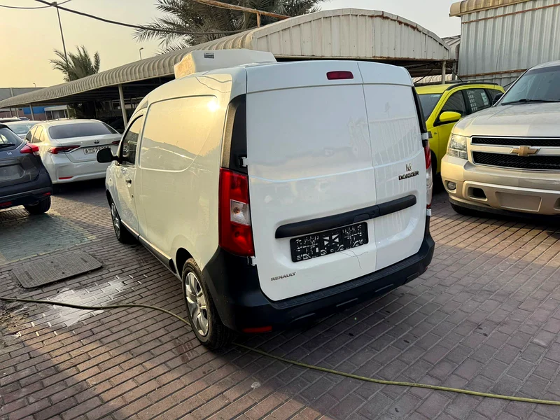 Renault Duster Gulf 202163398495041027113