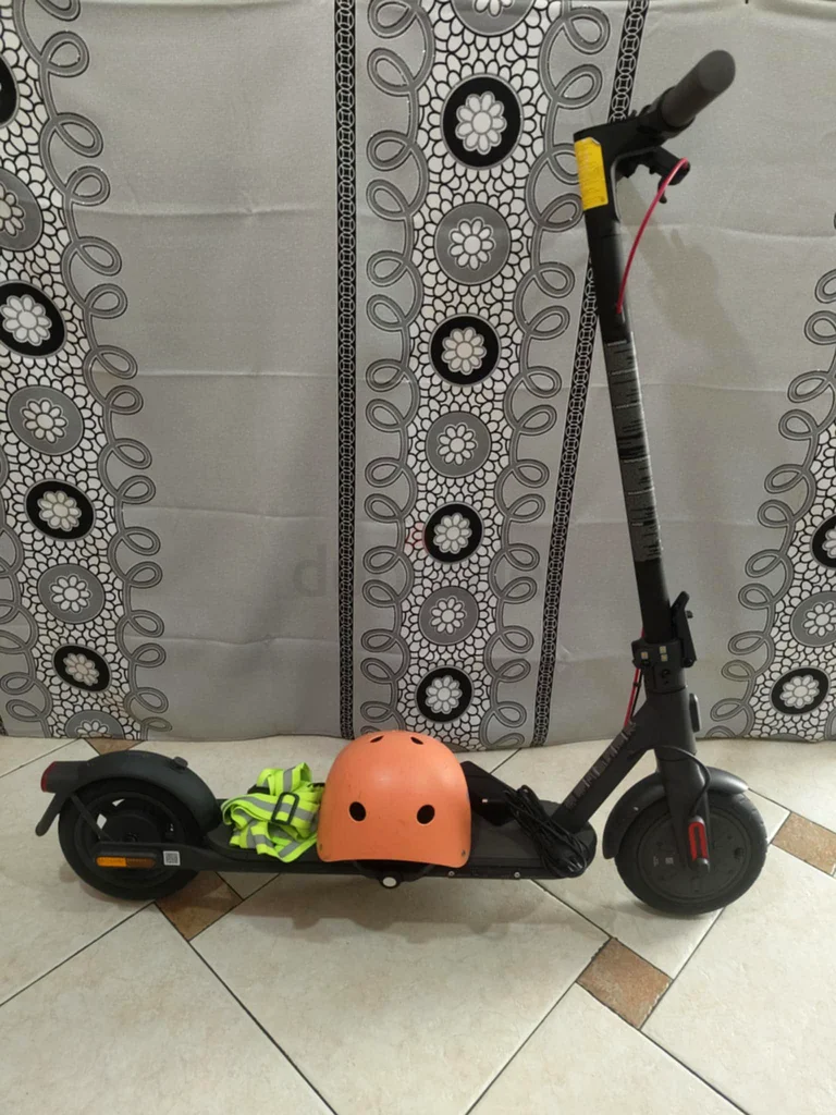 Use Xiaomi electric scooter63198147266817113