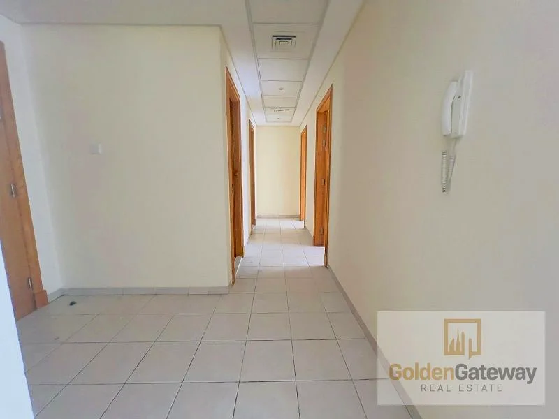 Community View | Vacant I Spacious63936476603906113