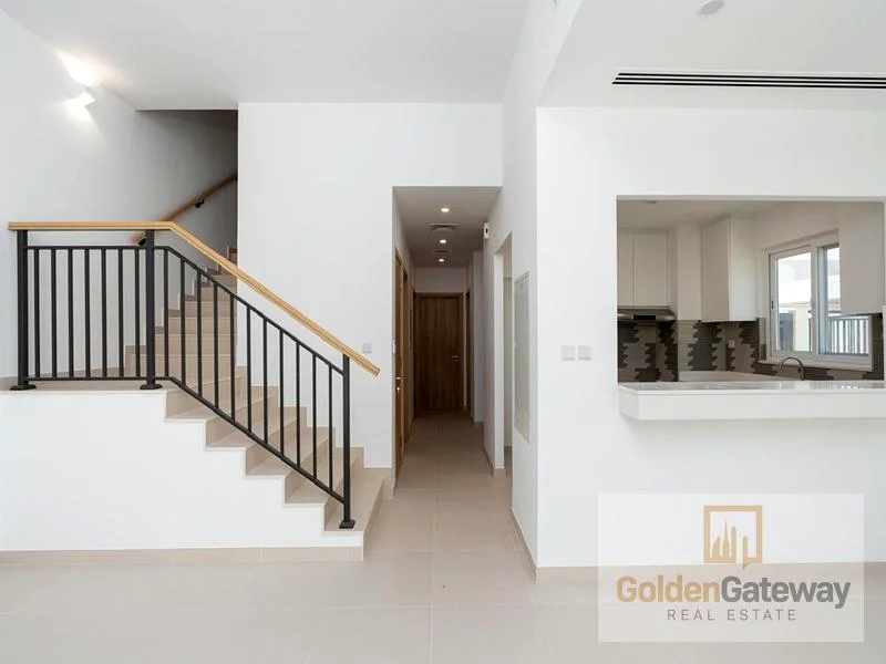 Single Row | Direct on Park | Open house63233608938626114