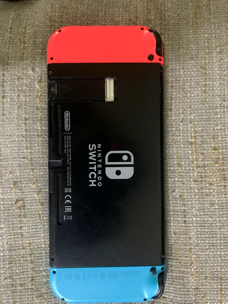 Moddable Nintendo Switch ( urgent sell and negotiable )63206884091139112