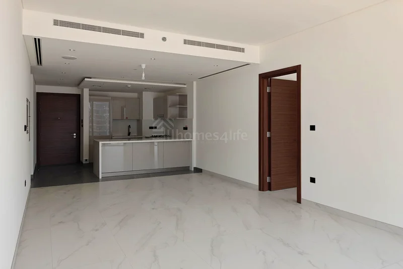 جديد بالكامل | مشرق وواسع | جميع الحمامات الفاخرة63758156684419110