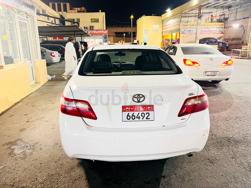 تويوتا كامري موديل 2009 - حالة ممتازة للبيع.63399946439937112