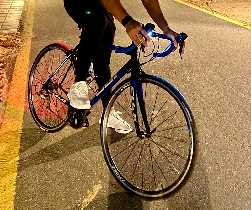 Fuji Gran Fondo 2.1 Carbon Road Bike - Shimano 105 - Immaculate with Extras63197147991425113