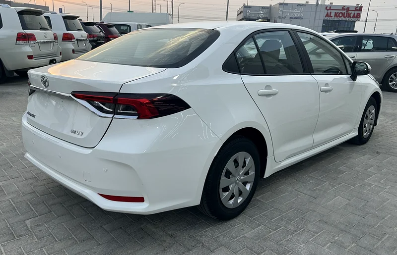 Toyota Corolla 1.663401304147457113