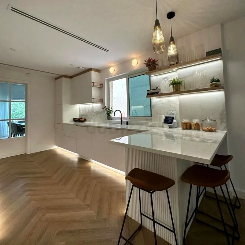 Kitchen renovation63217831094915111